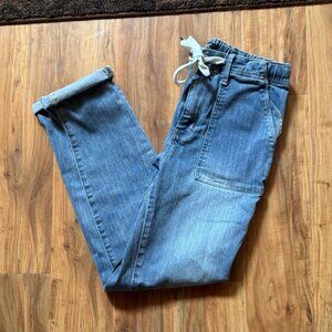 Judy Blue Jogger Jeans with Drawstring 3/26